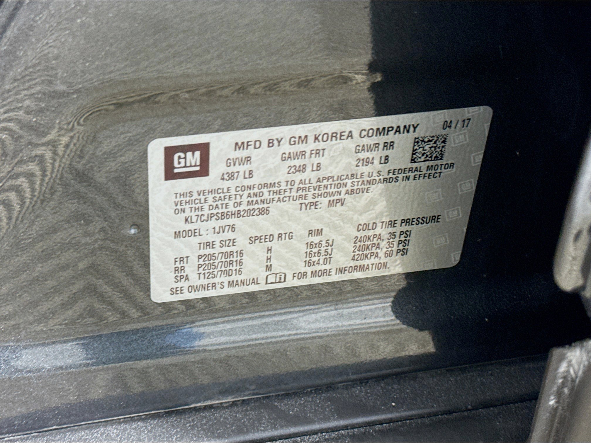 Used 2017 Chevrolet Trax LT w/ LT Convenience Package image 40