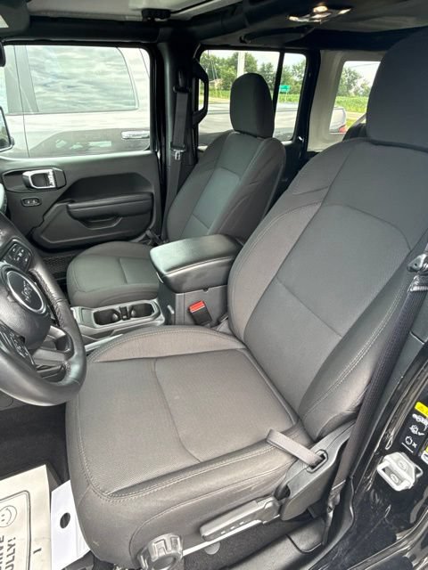 Used 2023 Jeep Wrangler Unlimited w/ Cold Weather Group AWD/4WD image 12