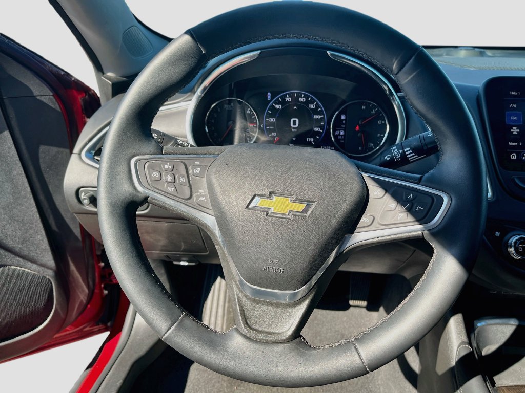 Used 2023 Chevrolet Malibu LT w/ Driver Confidence Package FWD image 11