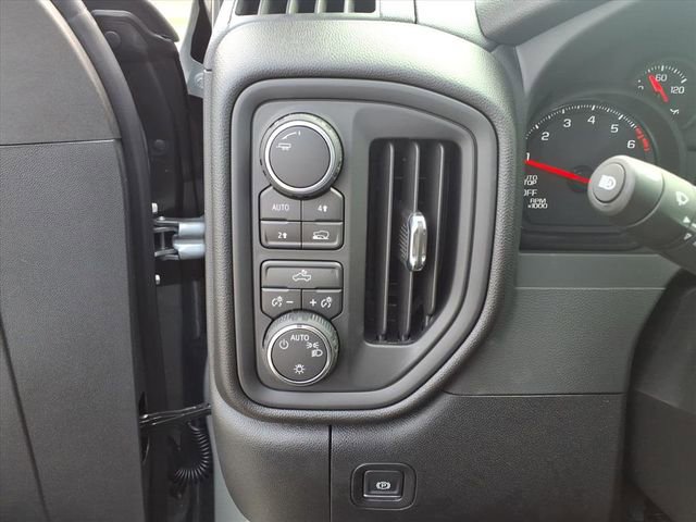 New 2026 Chevrolet Silverado 1500 Custom image 13