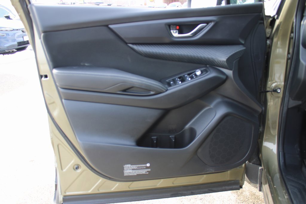 Certified 2023 Subaru Ascent Premium w/ Convenience Package image 9