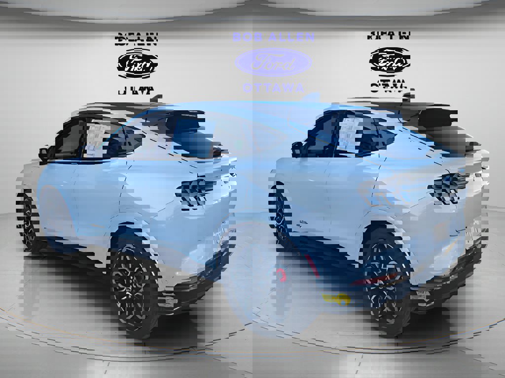 Used 2022 Ford Mustang Mach-E GT image 5