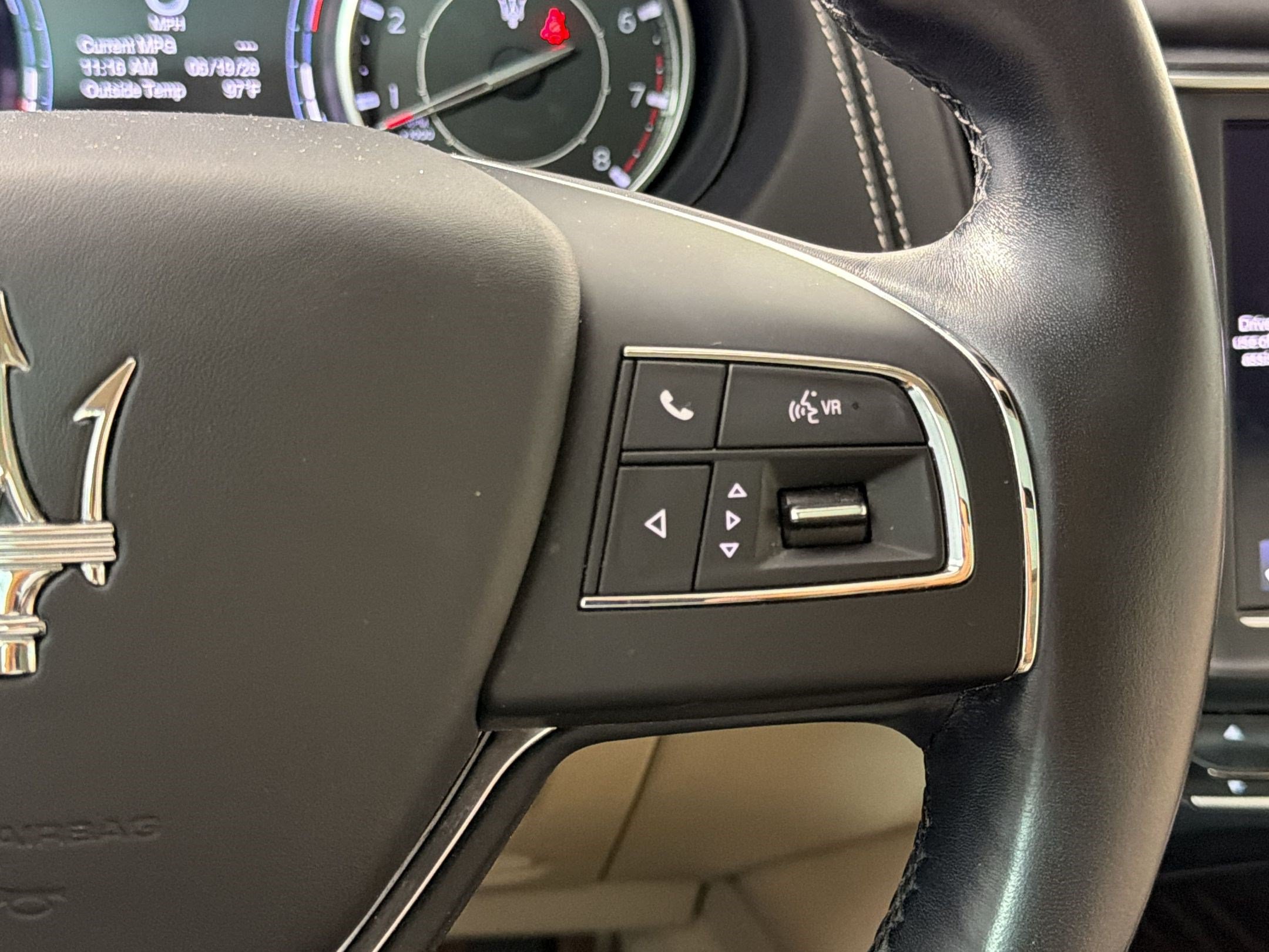 Used 2022 Maserati Levante Modena AWD/4WD image 22