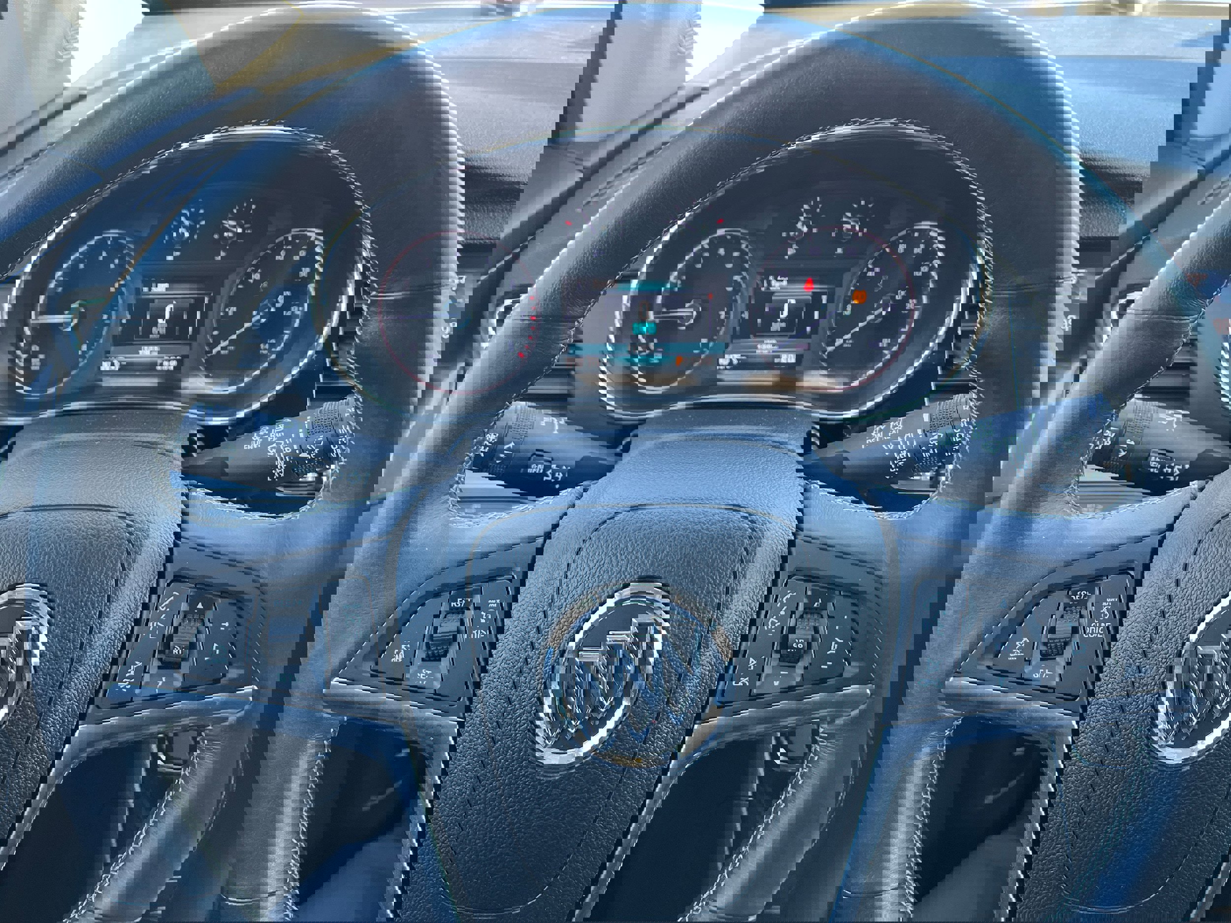 Used 2017 Buick Encore Essence w/ Experience Buick Package image 19