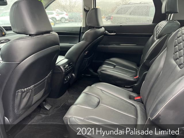 Used 2021 Hyundai Palisade Limited w/ Winter Package image 25