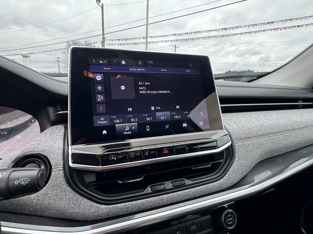 Used 2022 Jeep Compass Latitude image 27