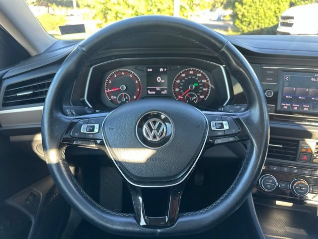 Used 2019 Volkswagen Jetta SE FWD image 14