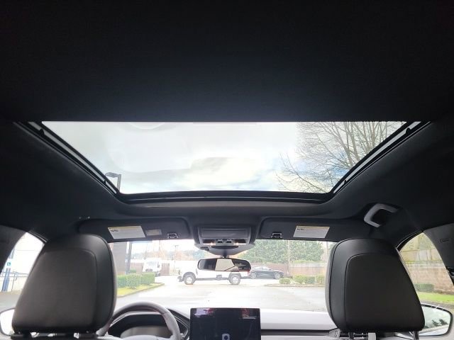 Certified 2023 Ford Escape ST-Line w/ Tech Pack #1 image 13