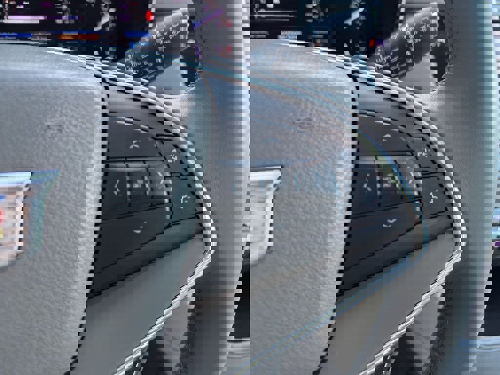 Used 2017 Cadillac XT5 Luxury w/ Driver Awareness Package image 20