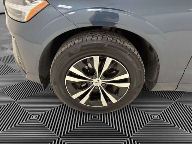 Used 2024 Volvo XC60 B5 Core image 9