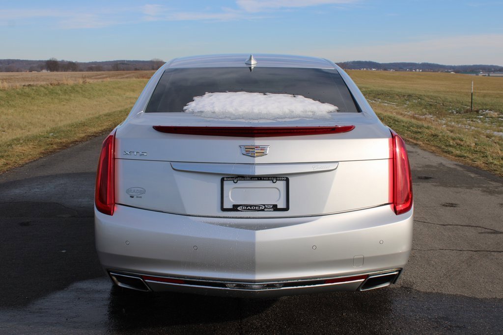 Used 2016 Cadillac XTS Luxury image 6