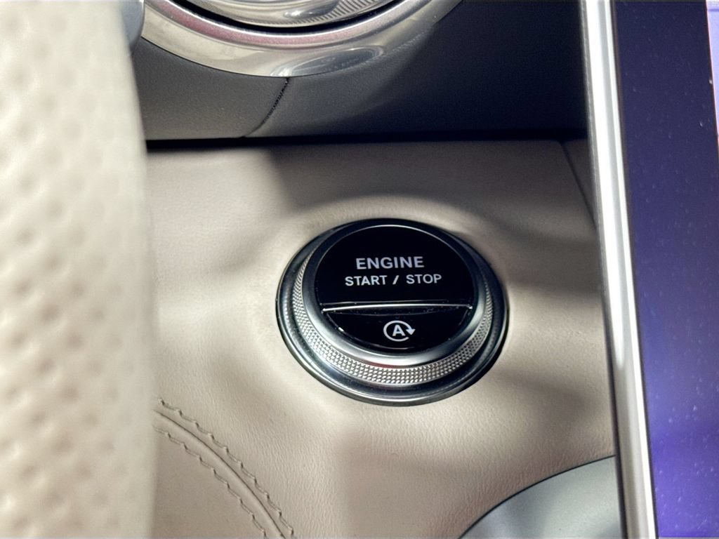 Used 2022 Mercedes-Benz SL 55 AMG 4MATIC image 17