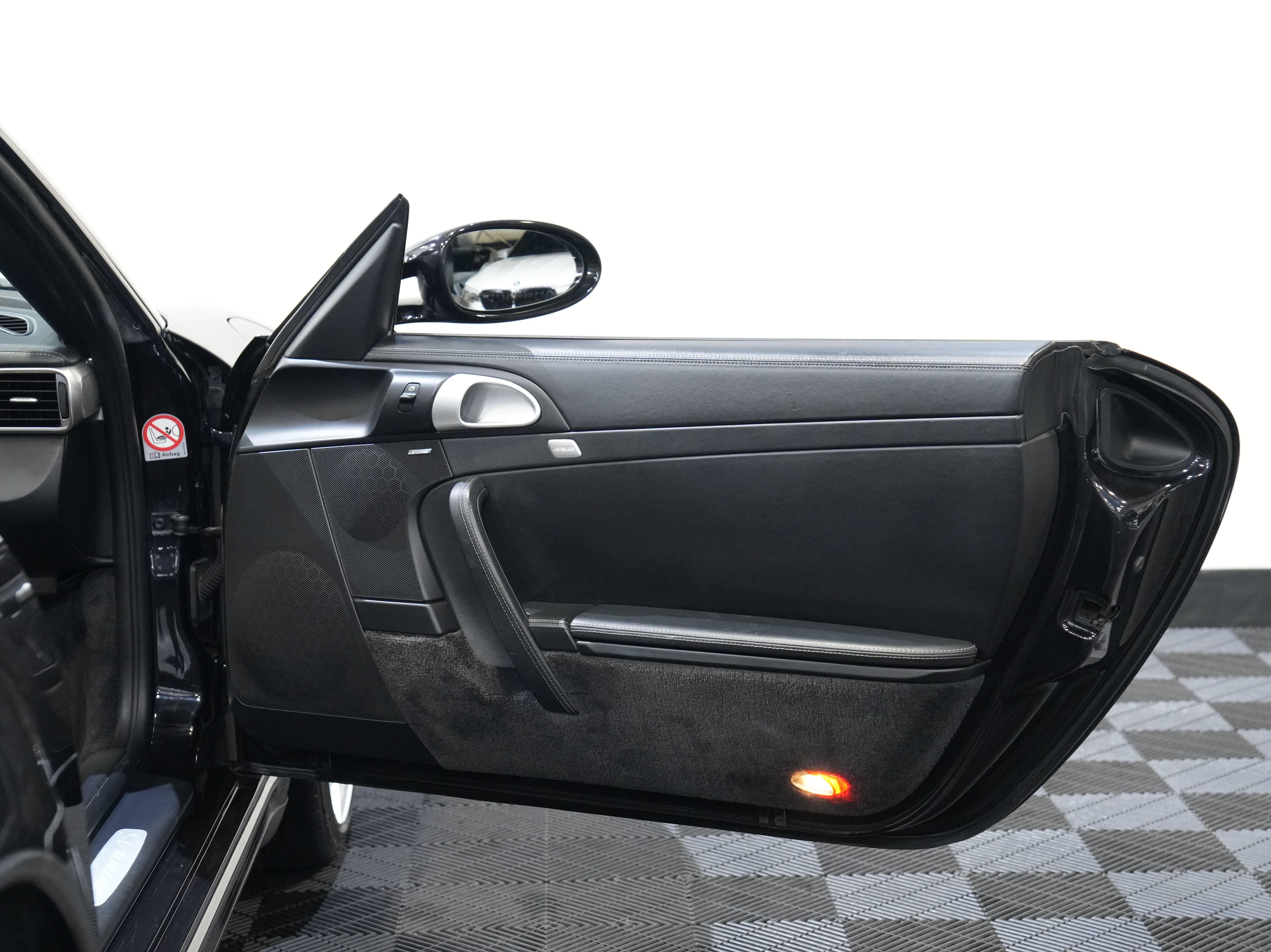 Used 2008 Porsche 911 Carrera 4S AWD/4WD image 23