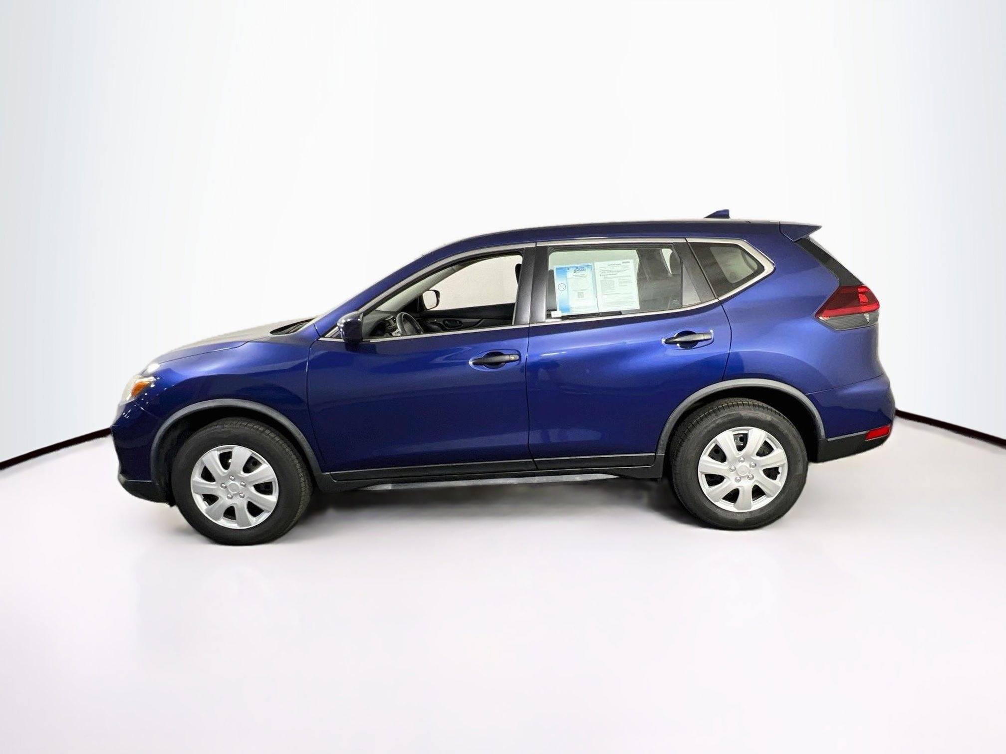 Used 2019 Nissan Rogue S image 8
