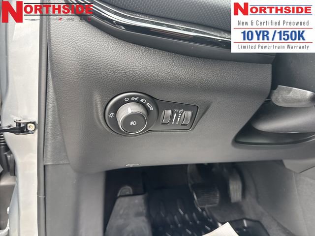 New 2026 Jeep Compass Latitude image 17