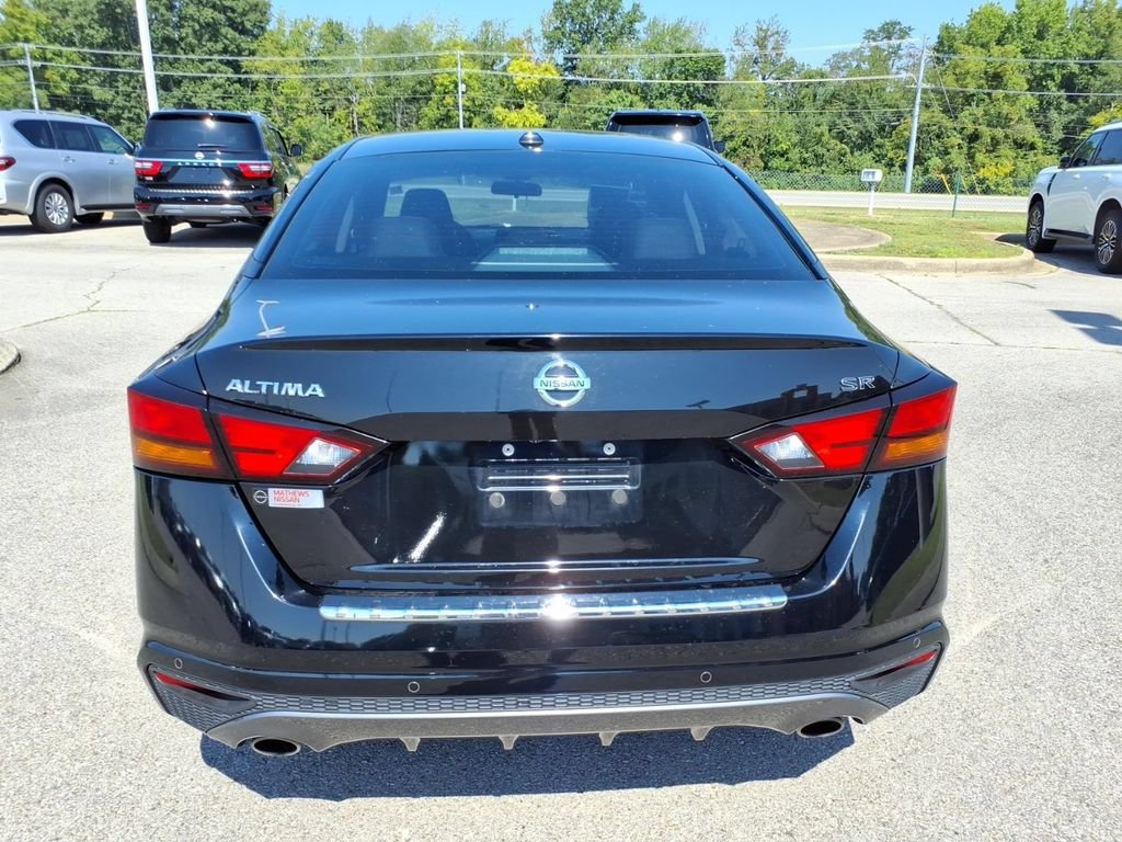 Certified 2022 Nissan Altima 2.5 SR FWD image 15