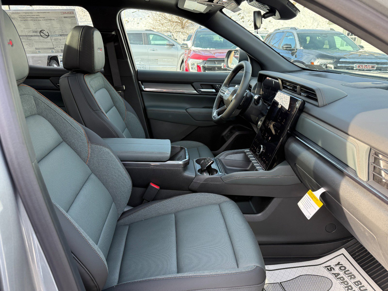 New 2026 GMC Terrain AT4 w/ Convenience Package III image 23