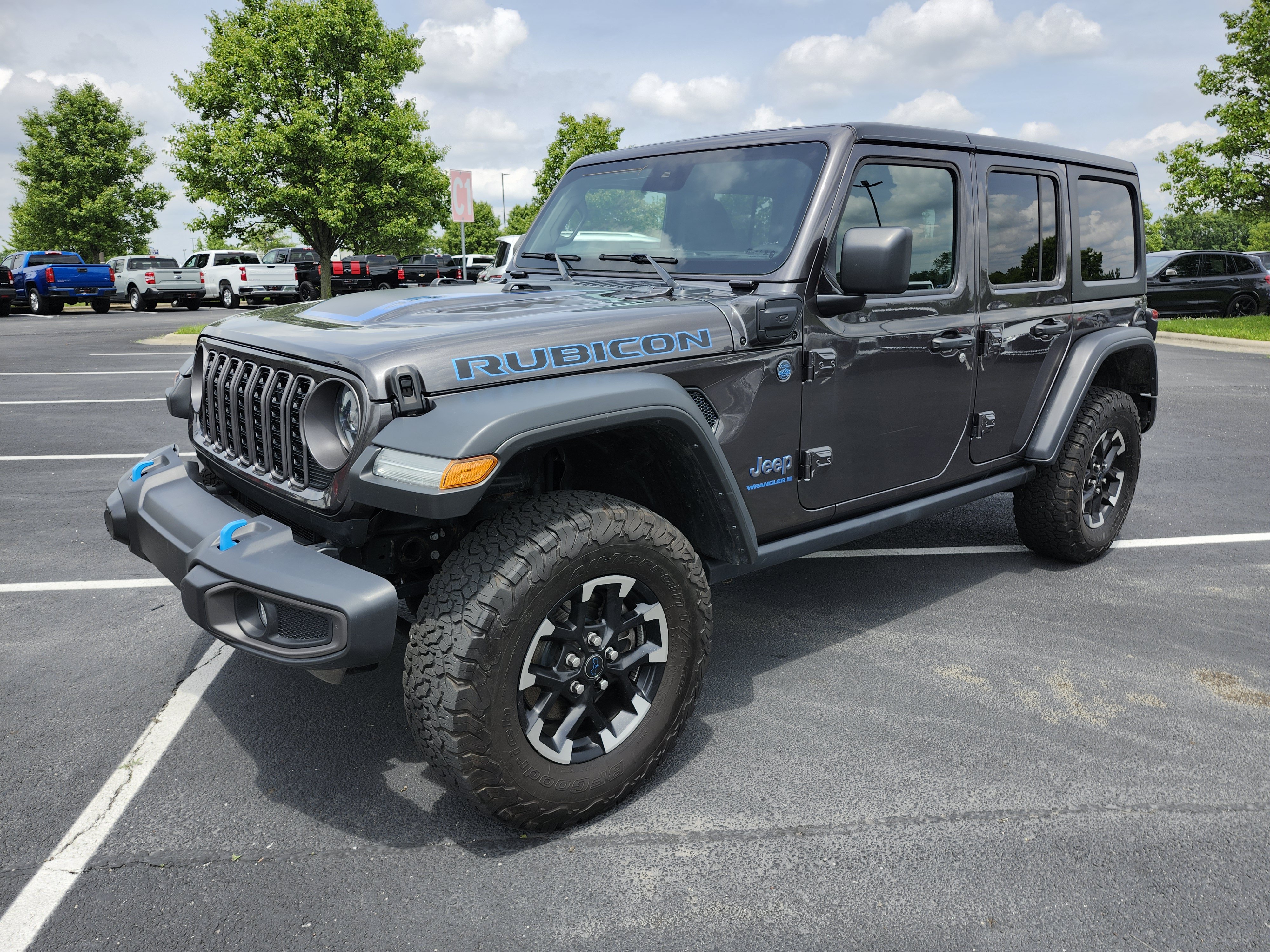 Used 2024 Jeep Wrangler Unlimited Rubicon 4xe w/ Convenience Group AWD/4WD image 14