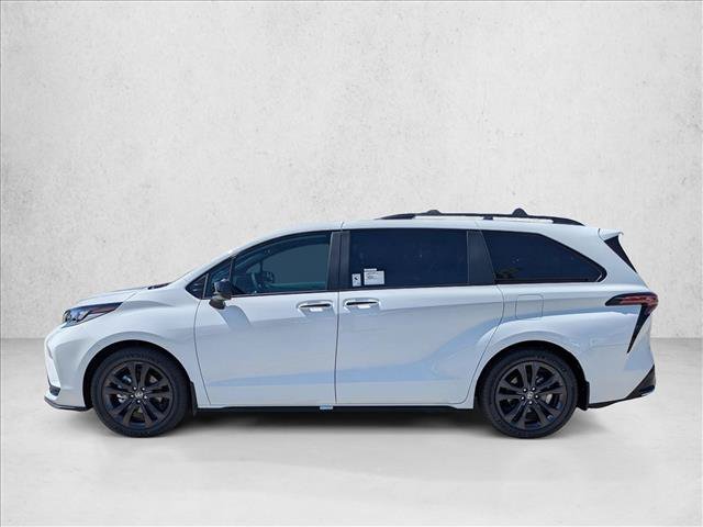 New 2026 Toyota Sienna XSE FWD image 5