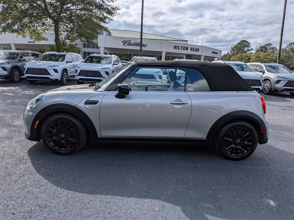 Used 2024 MINI Cooper Classic image 7