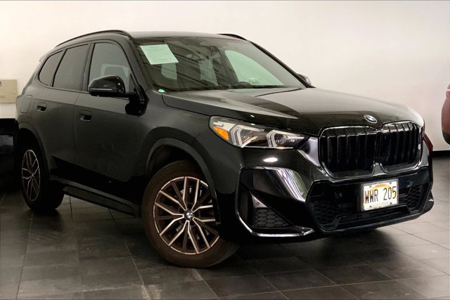 Used 2023 BMW X1 xDrive28i w/ M Sport Package AWD/4WD image 2