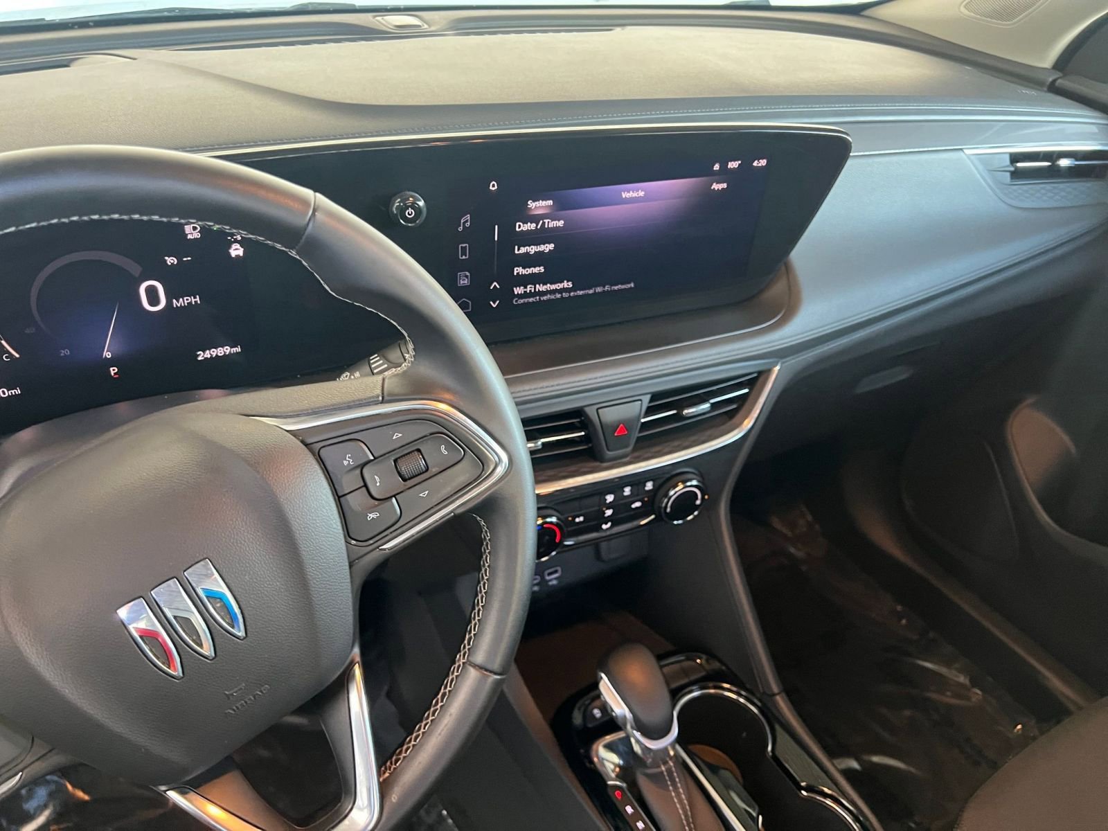 Used 2025 Buick Encore GX Preferred FWD image 20