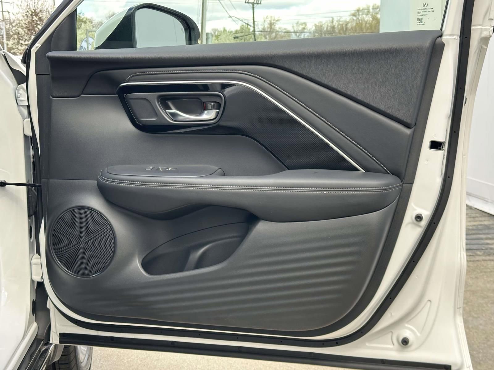 Certified 2025 Acura ADX AWD image 9