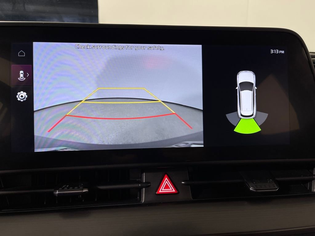 Used 2025 Kia Sportage EX image 23