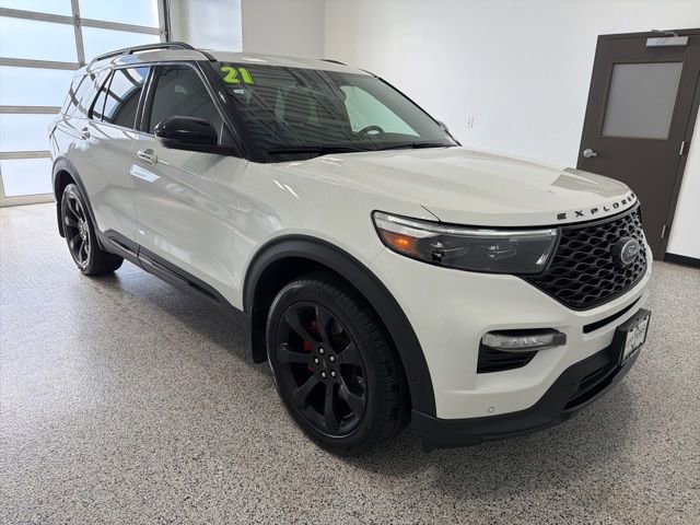 Used 2021 Ford Explorer ST w/ Equipment Group 401A image 2