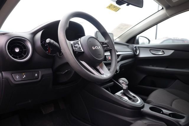 Used 2023 Kia Forte LXS w/ LXS Technology Package image 18
