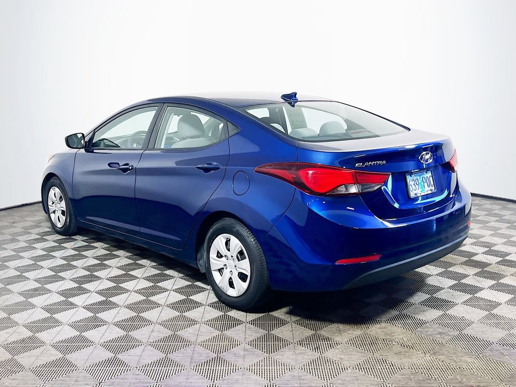 Used 2016 Hyundai Elantra SE FWD image 5