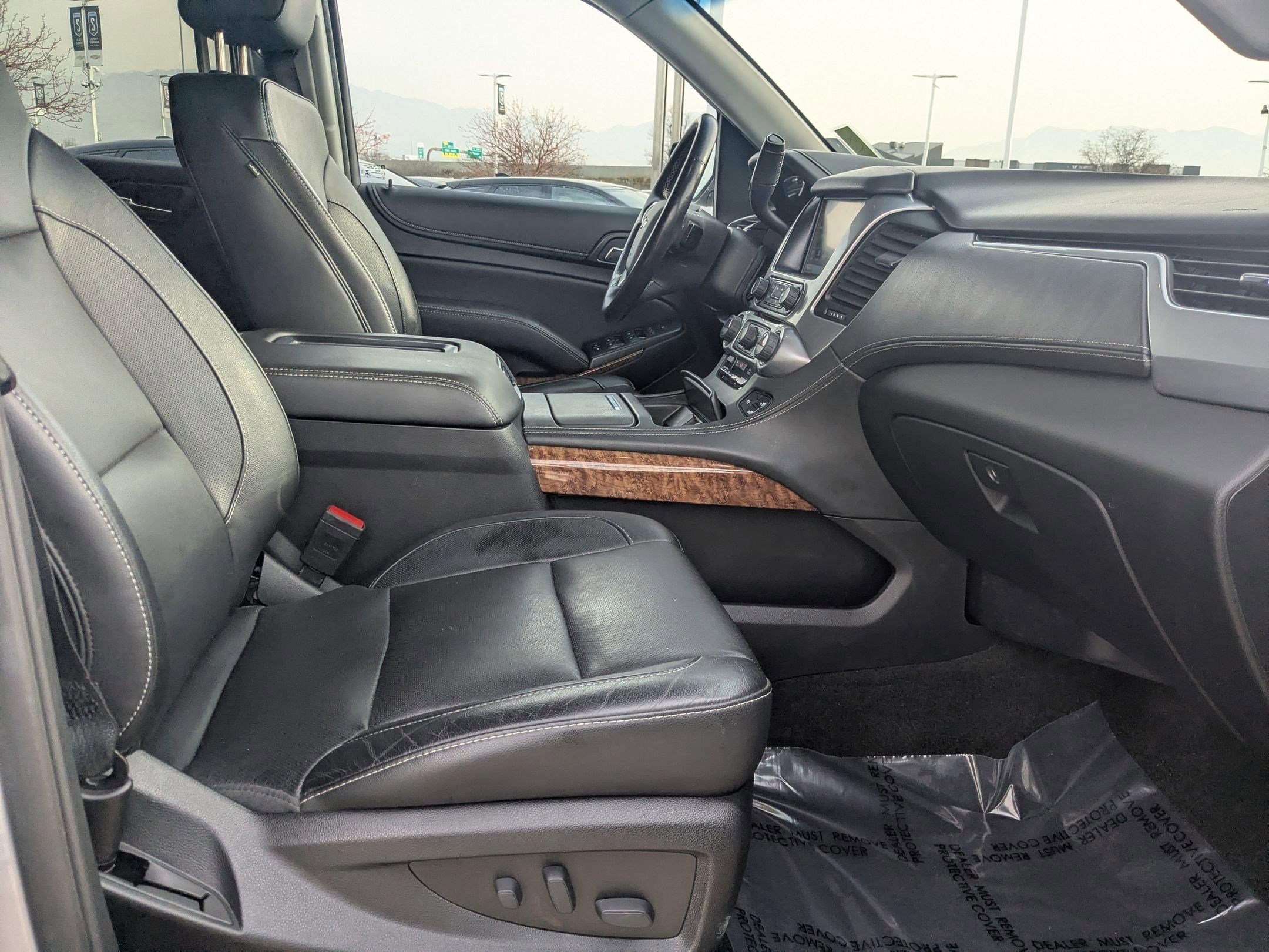 Used 2018 Chevrolet Suburban Premier image 19