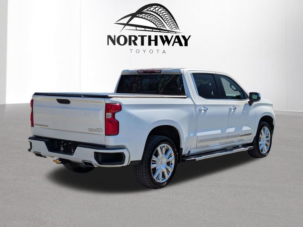 Used 2022 Chevrolet Silverado 1500 High Country w/ High Country Premium Package image 4