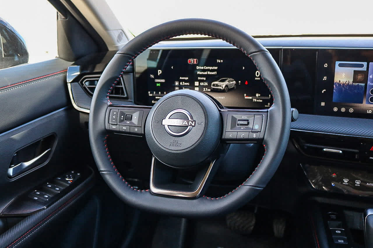 New 2026 Nissan Kicks SR FWD image 31