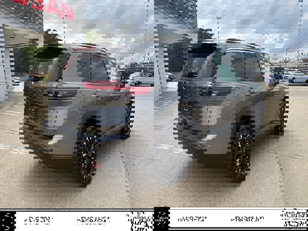 New 2026 Nissan Rogue Dark Armor image 6