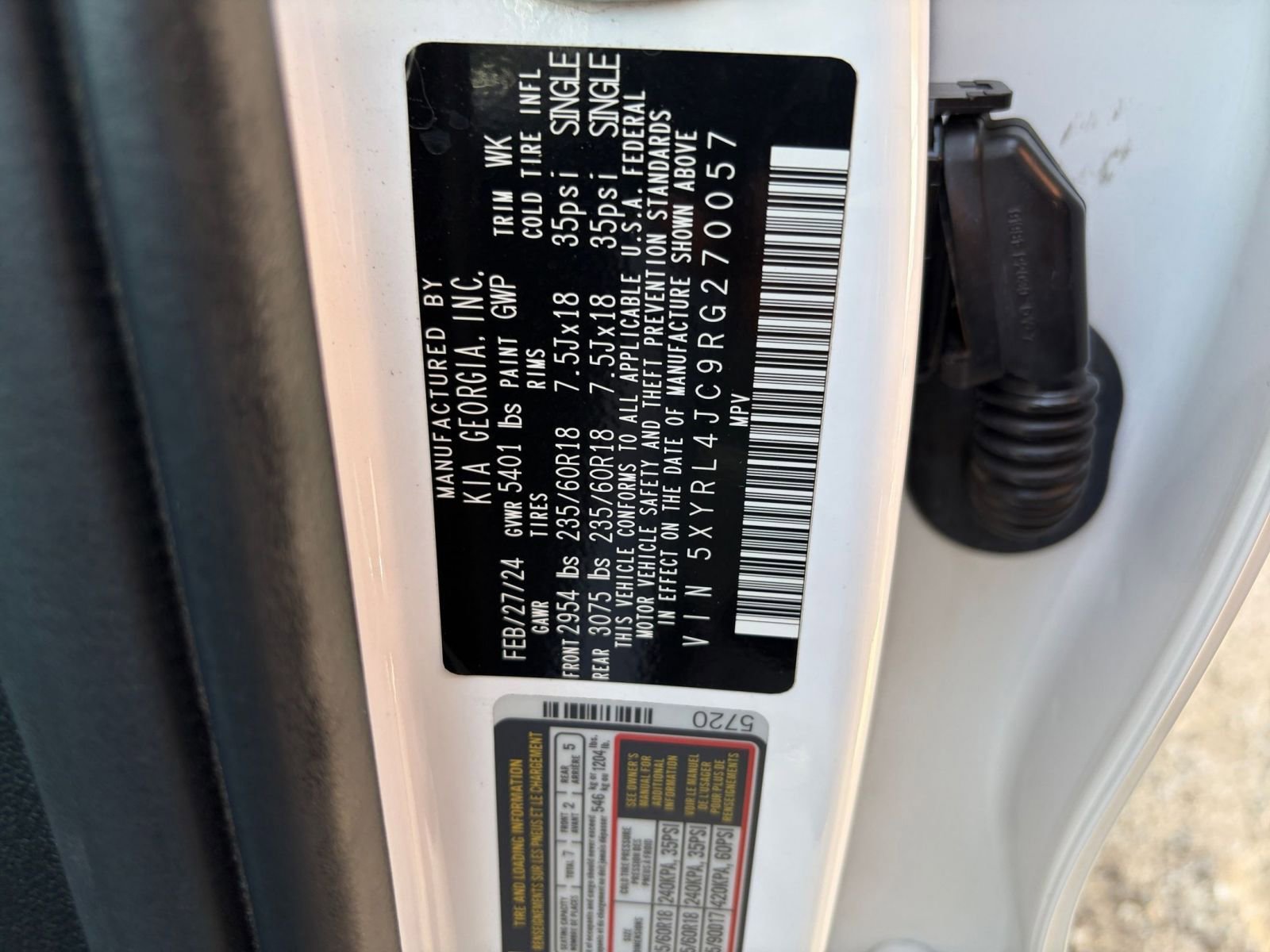 Used 2024 Kia Sorento S FWD image 29