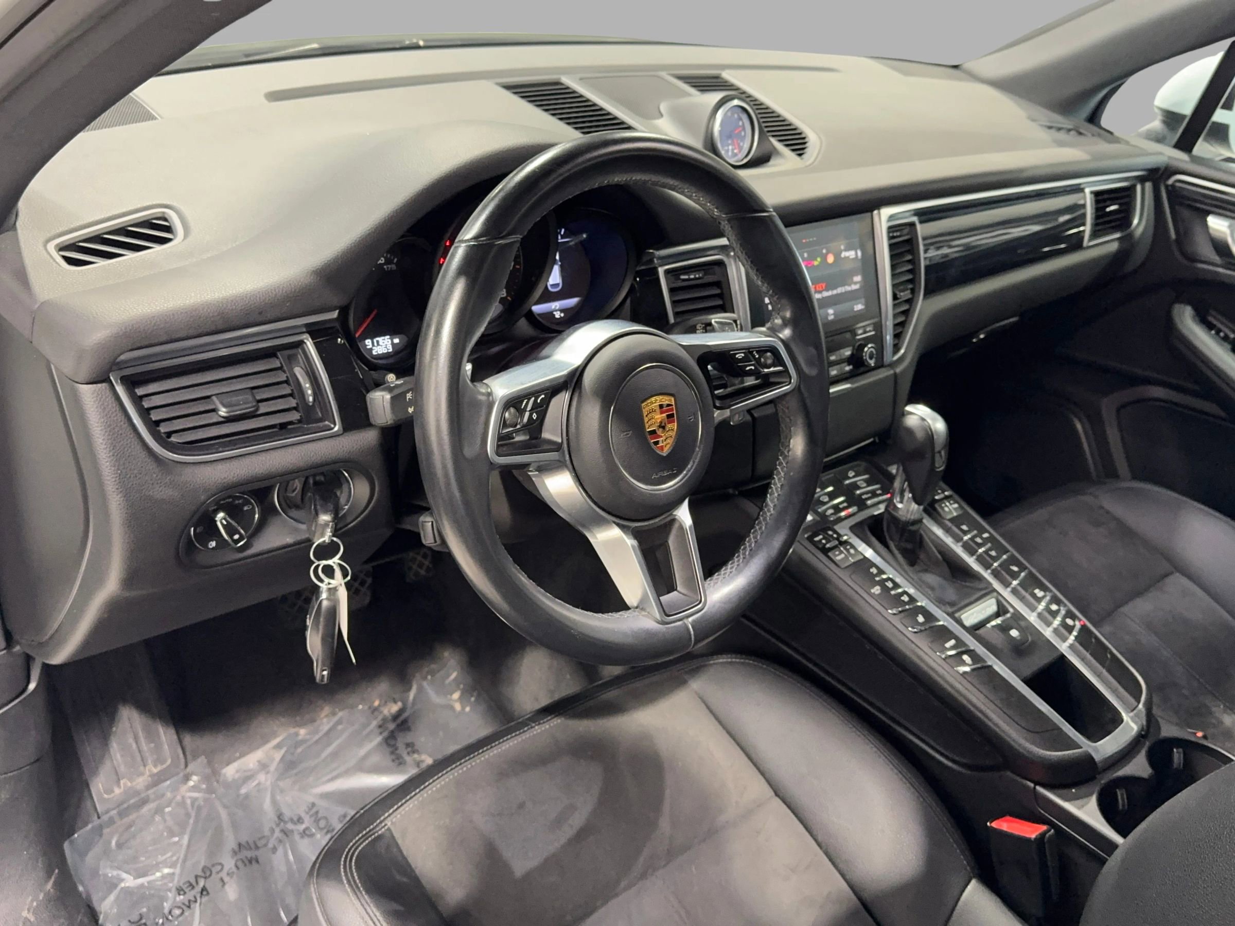 Used 2017 Porsche Macan image 13