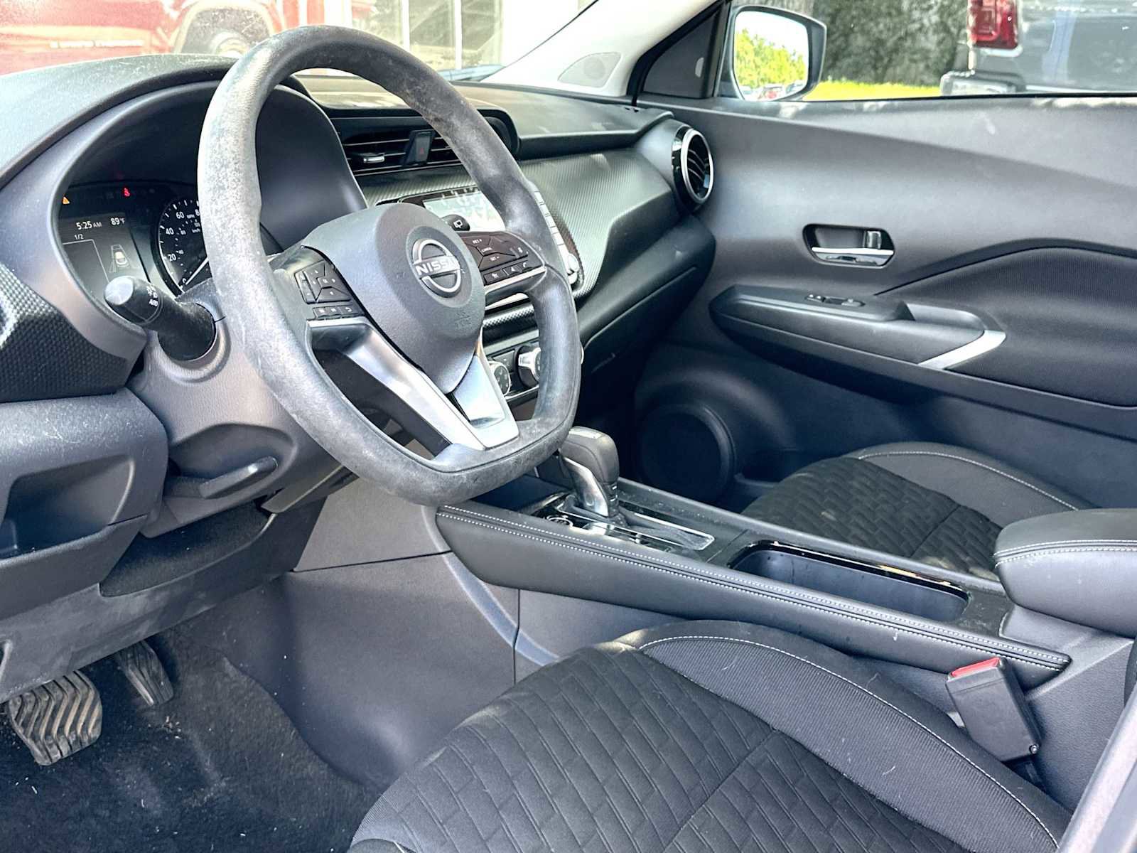 Used 2024 Nissan Kicks SV image 18