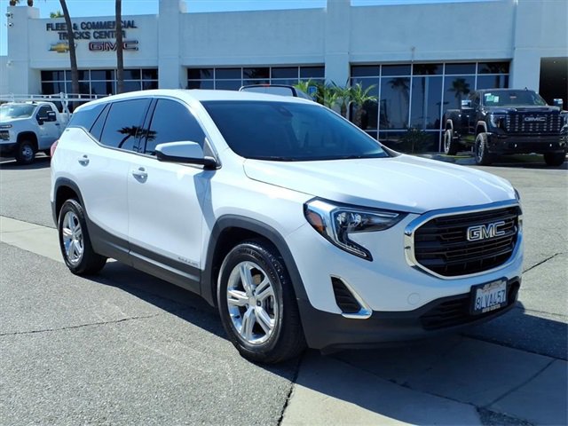 Certified 2020 GMC Terrain SLE image 1