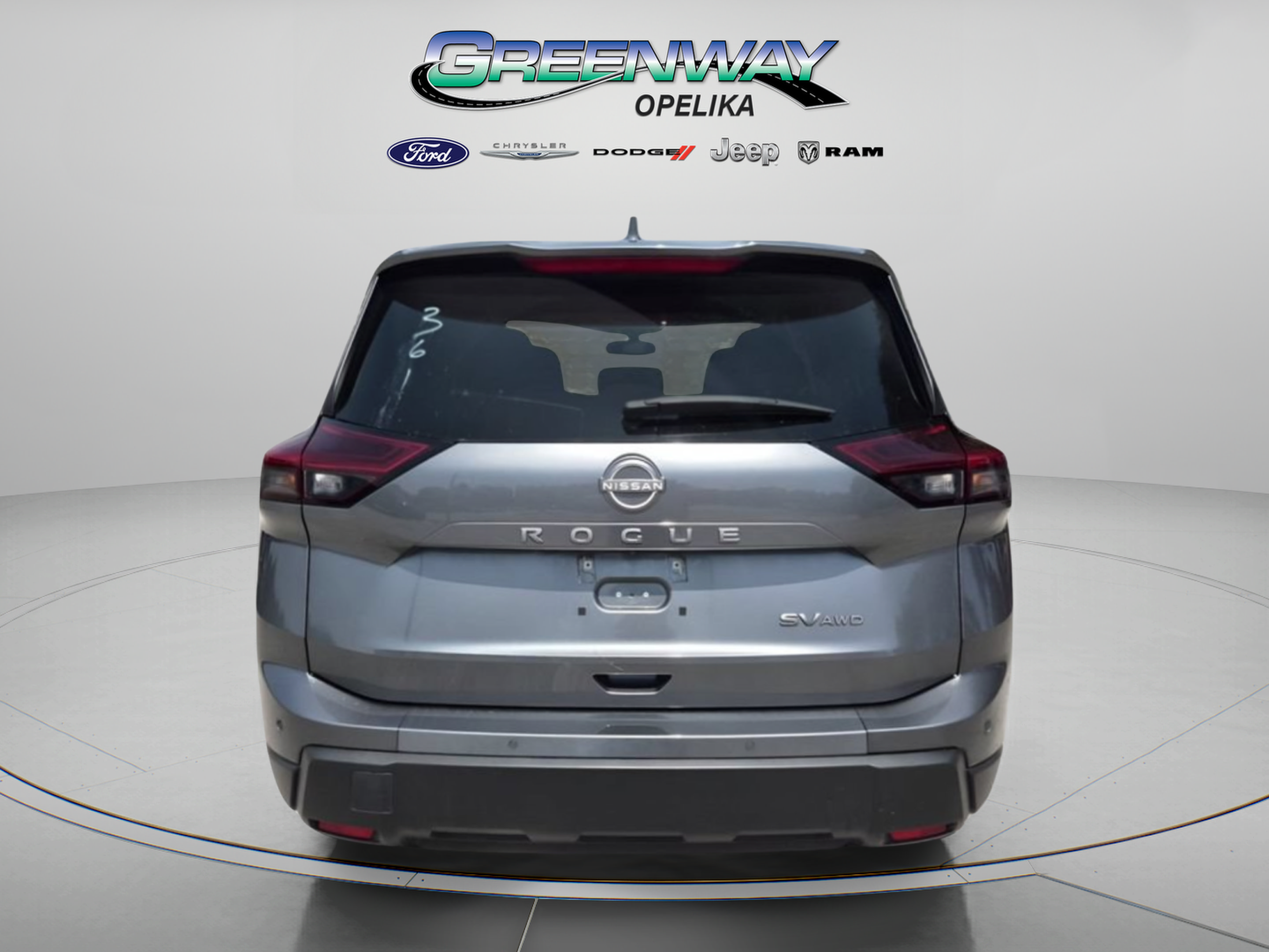 Used 2024 Nissan Rogue SV AWD/4WD image 2
