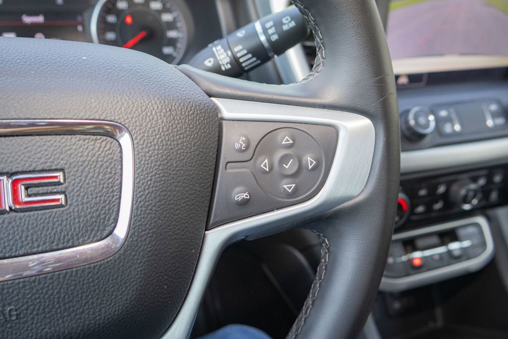 Certified 2023 GMC Acadia SLT image 24