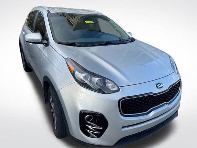 Used 2017 Kia Sportage EX image 9