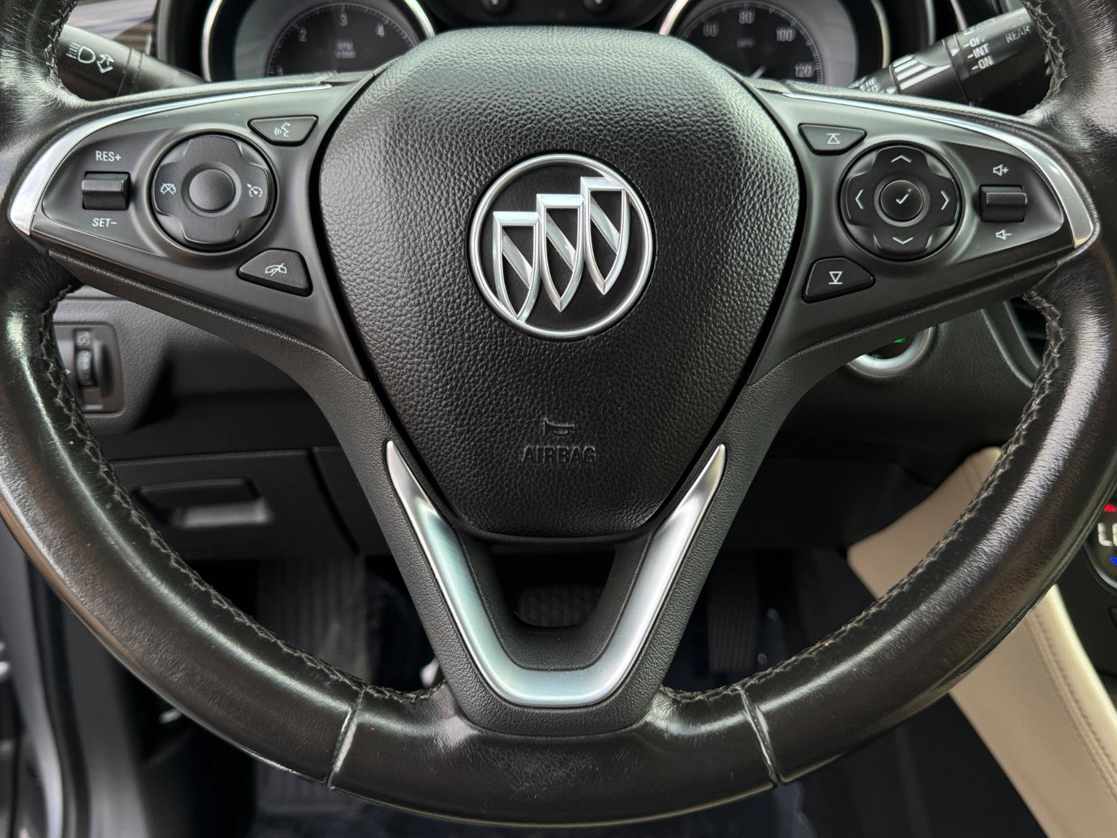 Used 2019 Buick Envision Preferred FWD image 19