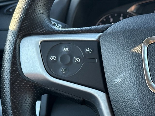 Used 2024 GMC Terrain SLE w/ Driver Convenience Package image 29