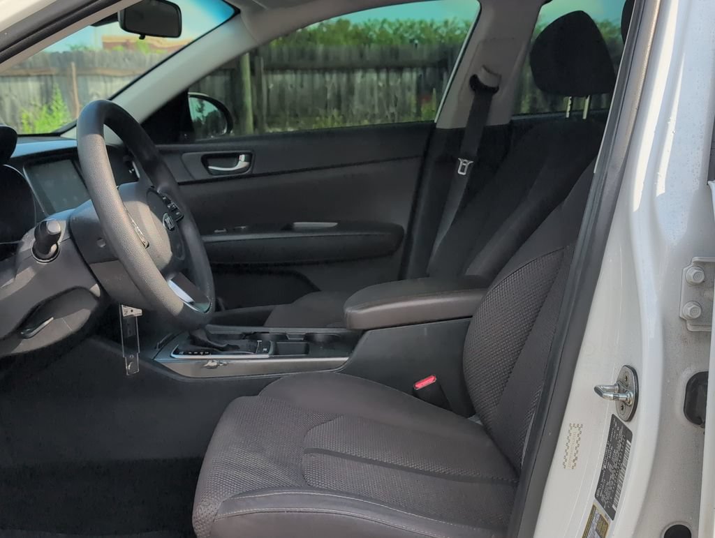Used 2019 Kia Optima LX FWD image 11