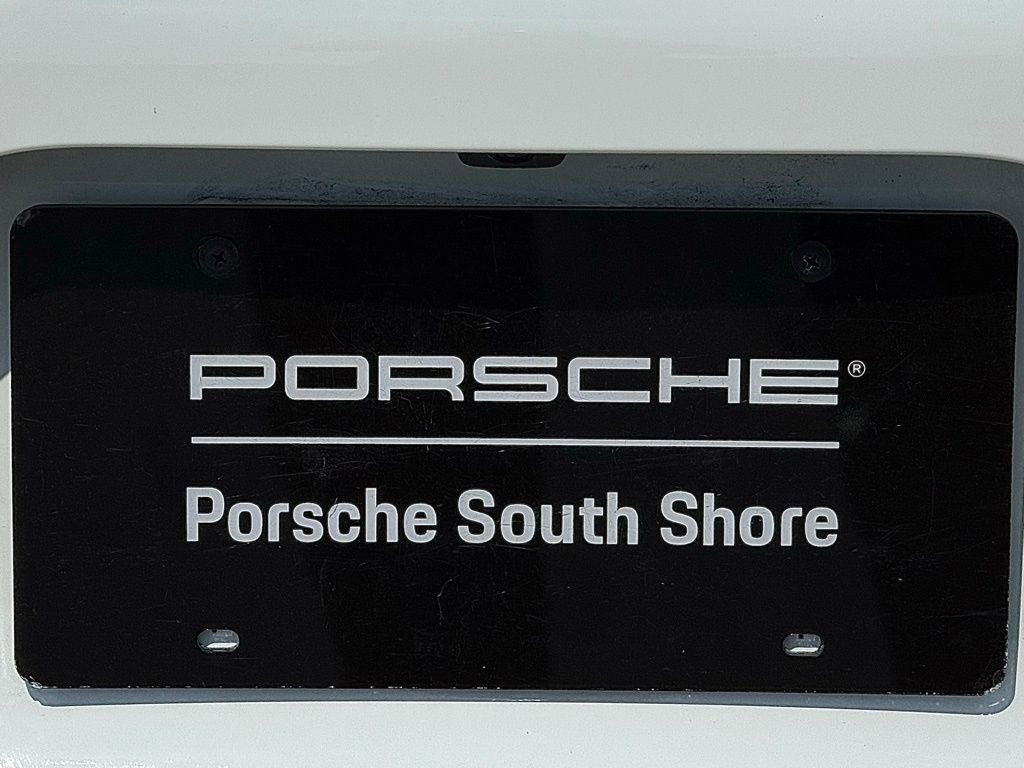 Certified 2024 Porsche 718 Cayman GT4 RS RWD image 37