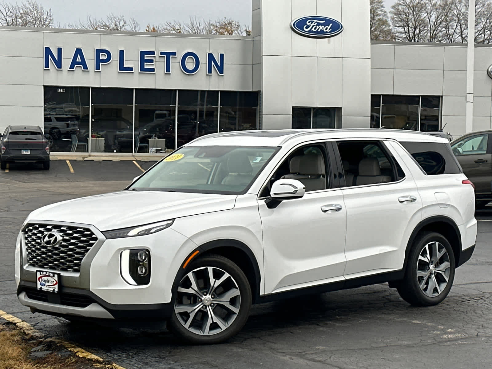 Used 2021 Hyundai Palisade SEL image 2