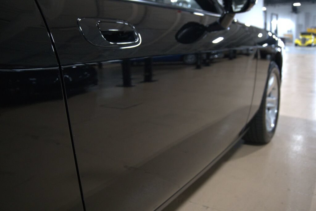 Used 2009 Dodge Challenger R/T RWD image 31