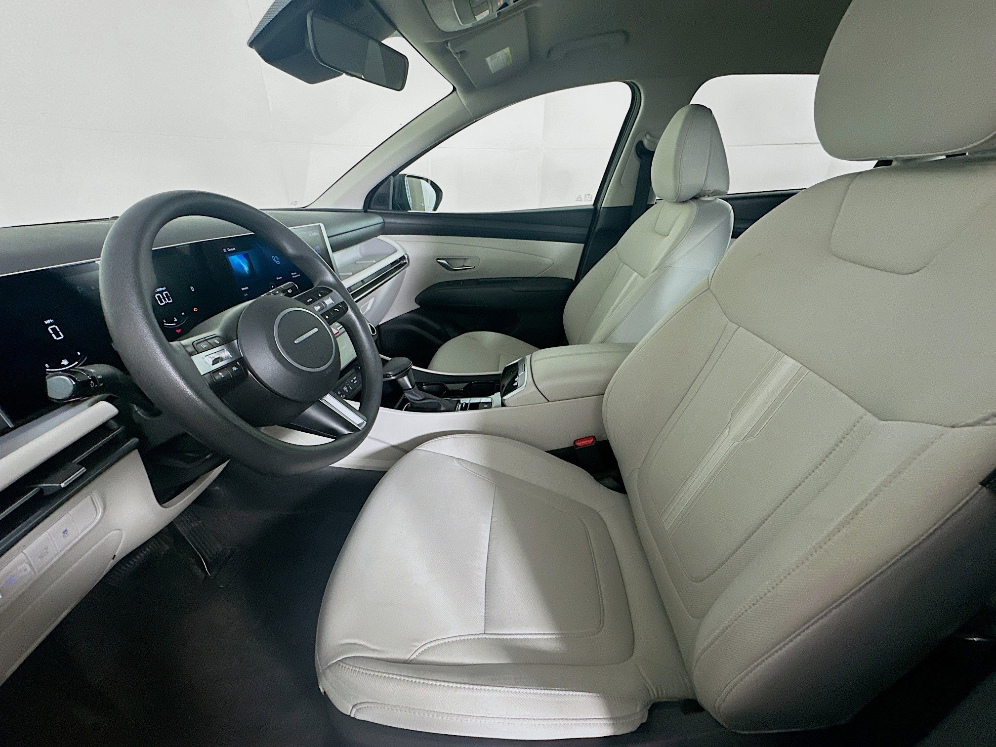 Used 2025 Hyundai Tucson SEL image 13