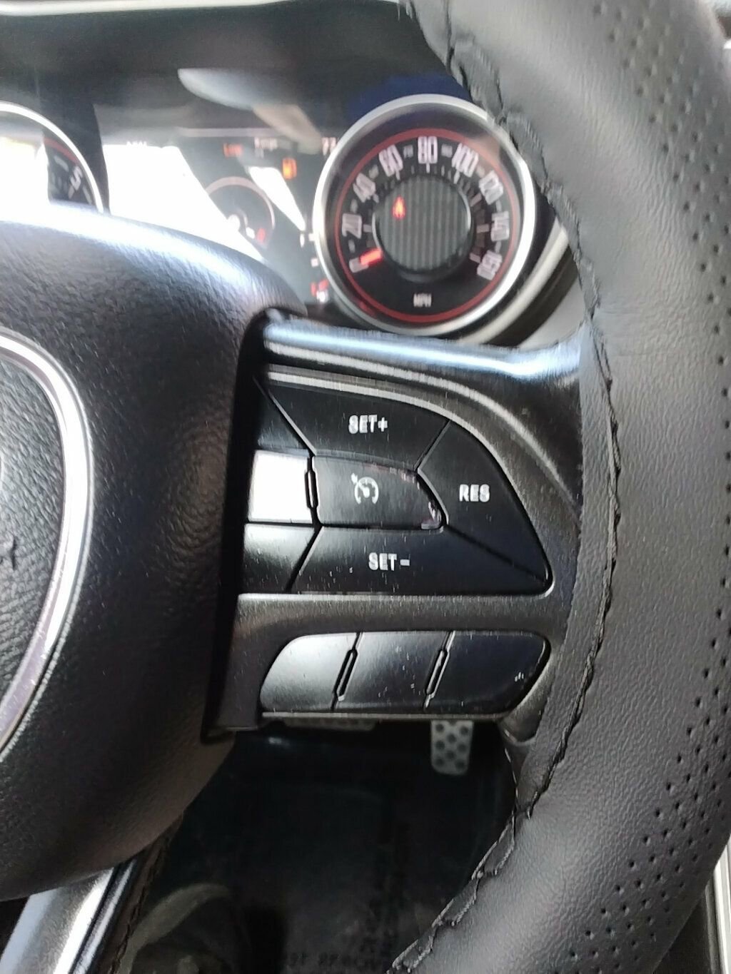 Used 2019 Dodge Challenger SXT RWD image 15